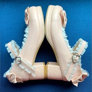 (SOLD) NIB Women’s Platform MaryJane w/ Lace Dress Pumps, Size 7.5